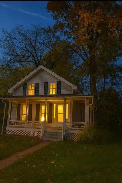 914 W Maumee St, Adrian, MI 49221