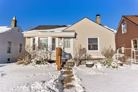 526 Mill St, Lincoln Park, MI 48146