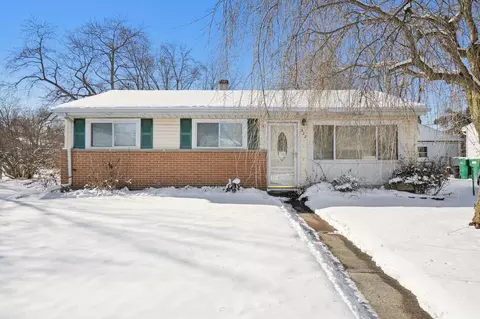 322 S Harris Rd, Ypsilanti, MI 48198