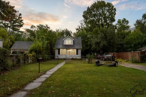 4082 Hereford St, Detroit, MI 48224
