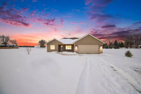 4729 Basin St, Raisin, MI 49221