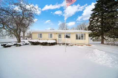1840 Taylor Dr, Madison, MI 49221