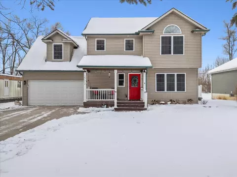 2772 Tim Ave, Brighton, MI 48114