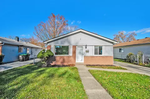 23628 Champaign St, Taylor, MI 48180