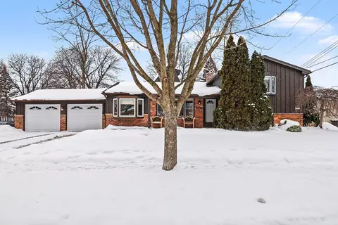 2205 Runnymede Blvd, Ann Arbor, MI 48103