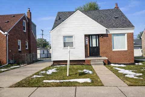 844 Harrison Blvd, Lincoln Park, MI 48146