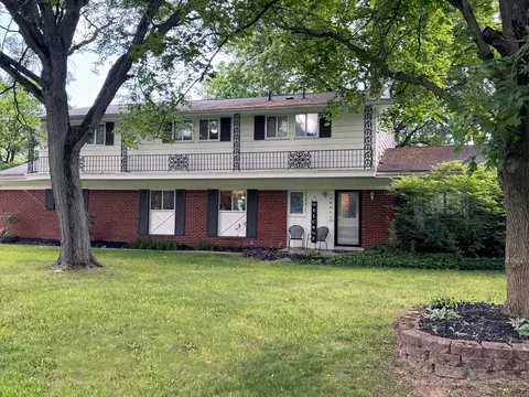 29011 Glenarden St, Farmington Hills, MI 48334