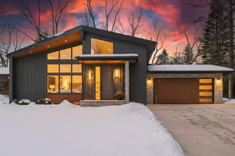 1410 Kearney Rd, Ann Arbor, MI 48104