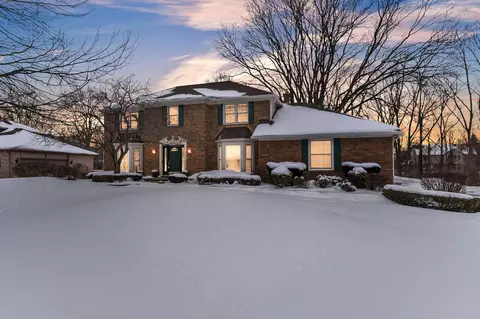 22014 Heatheridge Ln, Farmington Hills, MI 48335