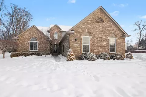 1804 Kristina Dr, White Lake, MI 48386