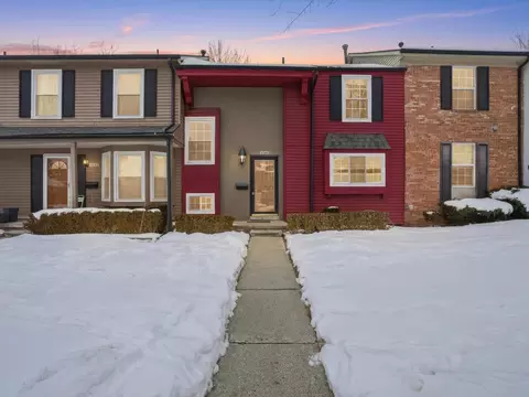 3184 Bolgos Cir, Ann Arbor, MI 48105