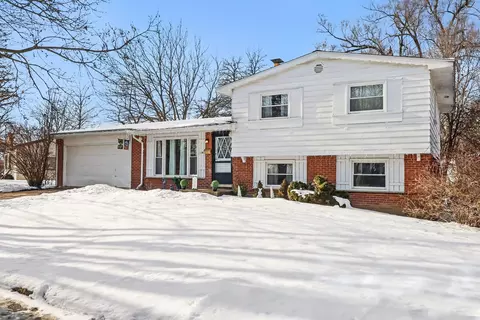 2444 Darrow Dr, Ann Arbor, MI 48104