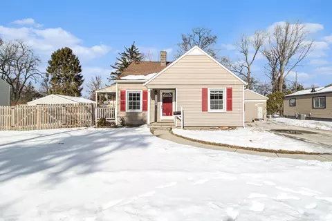31748 Rosslyn Ave, Garden City, MI 48135