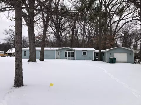 10401 Ozga St, Romulus, MI 48174