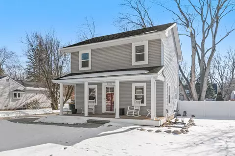 34101 Harlowshire St, Farmington Hills, MI 48335