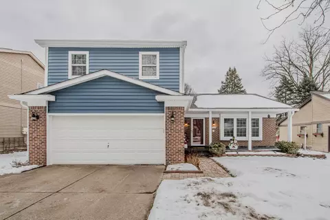 5175 Applewood Dr, Ypsilanti, MI 48197