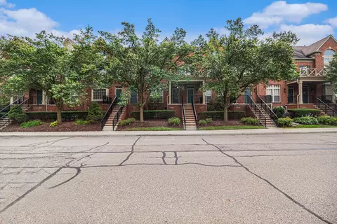 39459 Springwater Dr, Northville, MI 48168