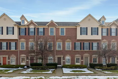 45874 S Stonewood Rd, Canton, MI 48187