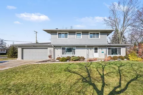 2051 Ascot Rd, Ann Arbor, MI 48103