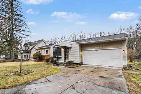 2054 Raby Rd, Meridian, MI 48840