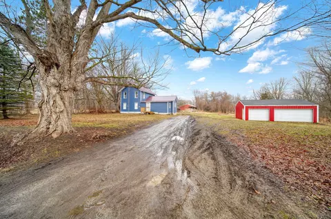 13840 N Adams Rd, Wheatland, MI 49220