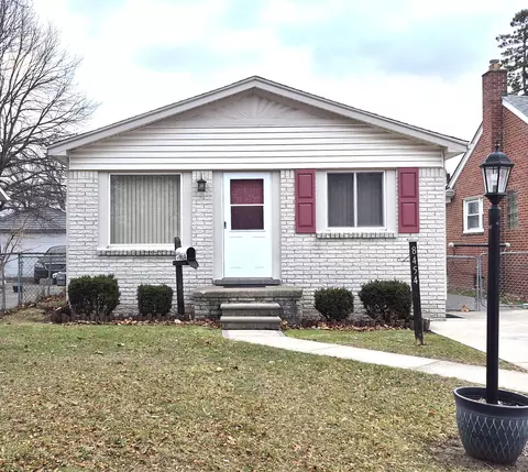 8454 Fisher Ave, Warren, MI 48089