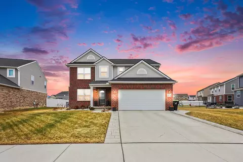 48736 Carnegie Way, Macomb, MI 48042