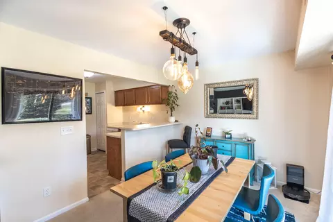 1655 Riverside Dr UNIT ROCHER, Rochester Hills, MI 48309