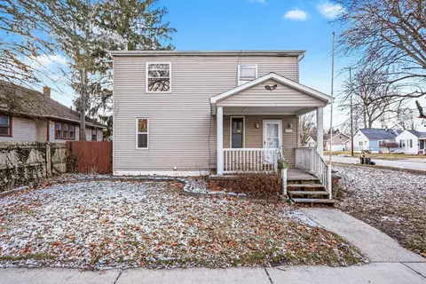 1933 Delaware St, Saginaw, MI 48602
