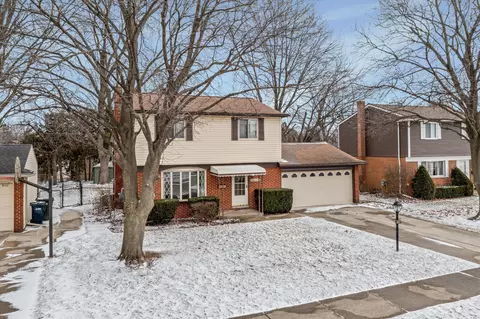 38240 Tottenham Rd, Sterling Heights, MI 48312