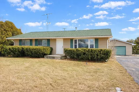 2200 Sheick Rd, Raisinville, MI 48162