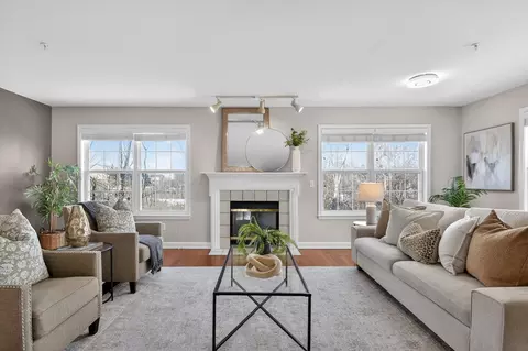 3031 Barclay Way, Ann Arbor, MI 48105