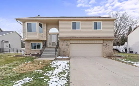 7166 Fay Dr, Van Buren, MI 48111