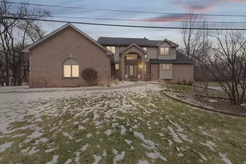 29591 Green Acres, Farmington Hills, MI 48334