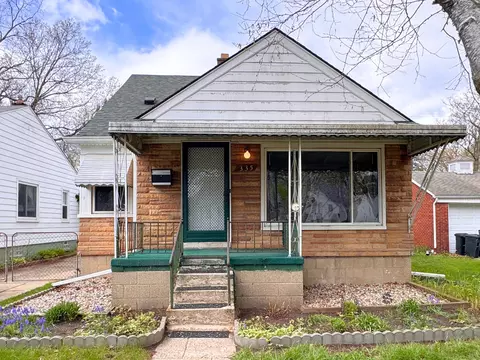 335 Laprairie St, Ferndale, MI 48220