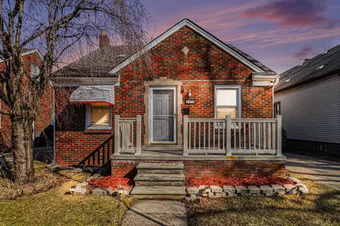 1472 Philomene Blvd, Lincoln Park, MI 48146