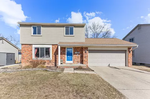 43486 Fredericksburg St, Canton, MI 48188