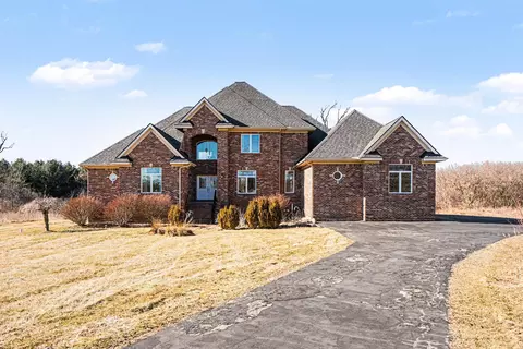 1770 Sandy Creek Ln, Ann Arbor, MI 48103