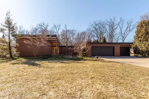 2424 Londonderry Rd, Ann Arbor, MI 48104