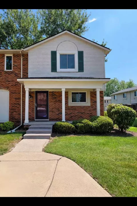 44497 Savery Dr, Canton, MI 48187