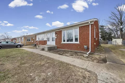 2490 Stieber St, Westland, MI 48186