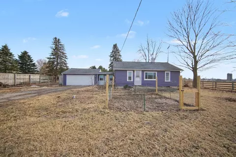 11241 Braun Rd, Manchester, MI 48158