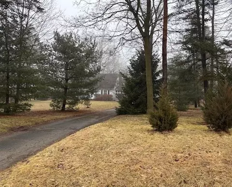 6270 Plymouth Rd, Superior, MI 48105