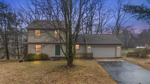 2654 Quail Run St, Rochester, MI 48306