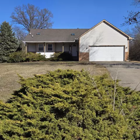 9027 Clover Dr, York, MI 48160
