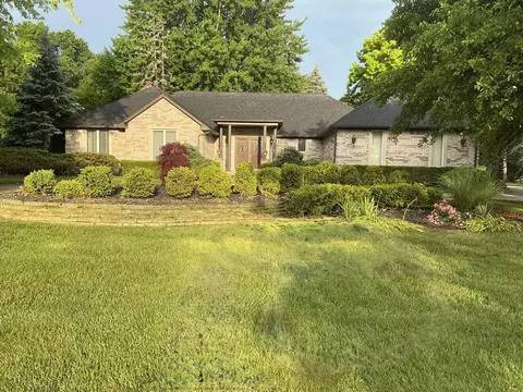 37671 Fiore Trl, Clinton Township, MI 48036