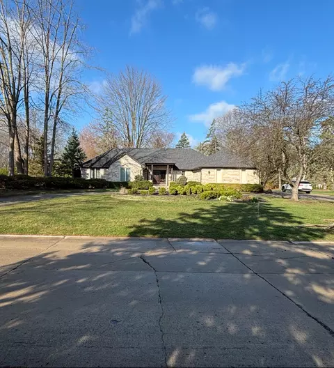 37671 Fiore Trl, Clinton Township, MI 48036