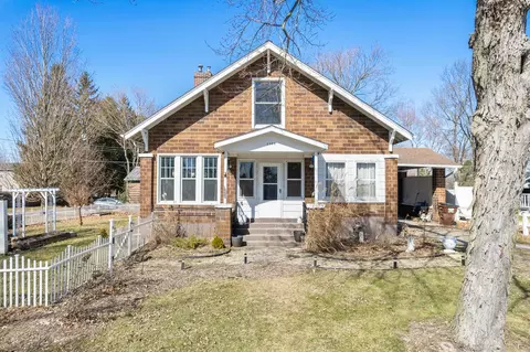 1168 Seneca St, Adrian, MI 49221