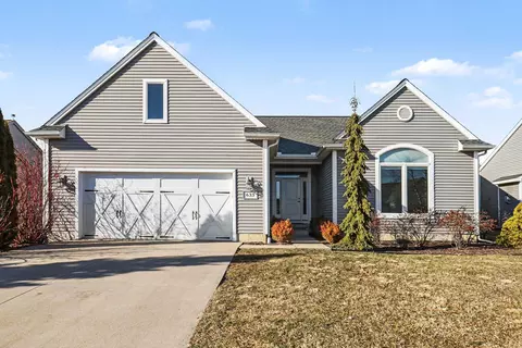 633 Marblewood Ln, Pittsfield, MI 48176