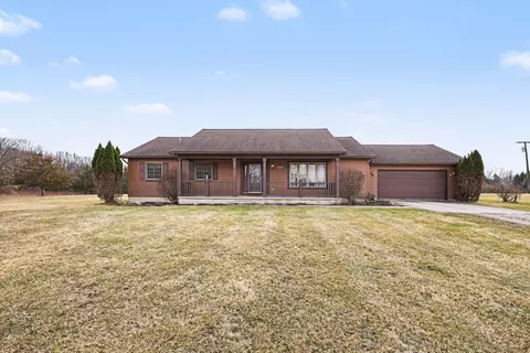 6795 Hack Rd, Saline, MI 48176